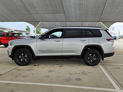 2025 Jeep Grand Cherokee L Altitude