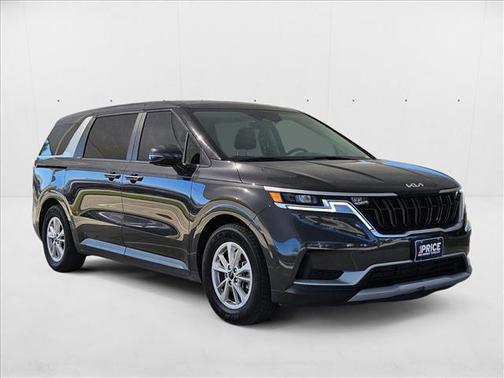 2022 Kia Carnival LX