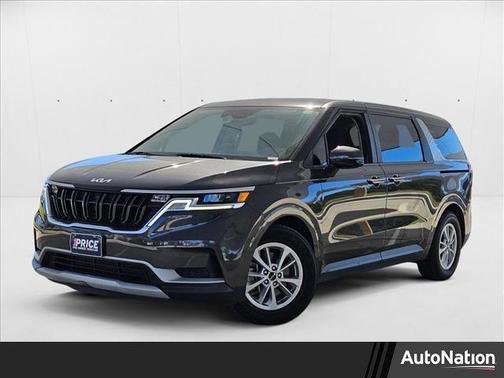 2022 Kia Carnival LX