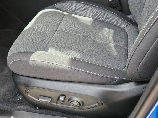 Hydro Blue Pearlcoat 2026 Jeep Cherokee Laredo 4x4