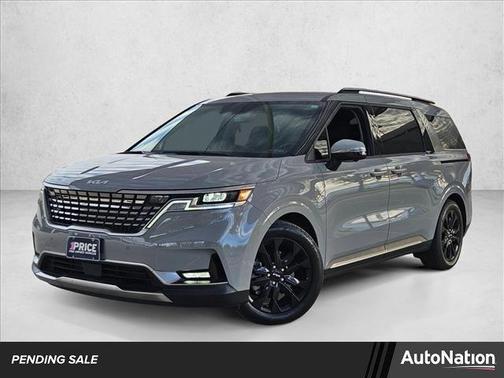 2024 Kia Carnival SX