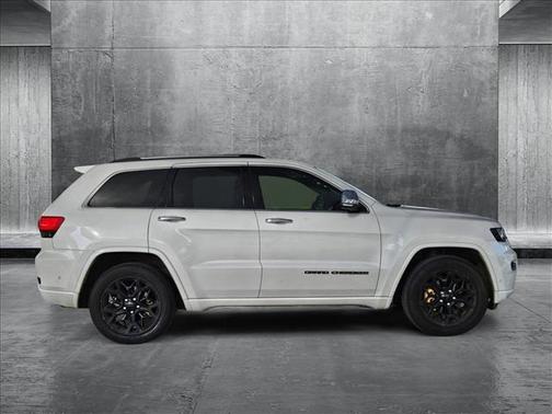 2020 Jeep Grand Cherokee Overland