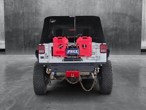 2016 Jeep Wrangler Unlimited Willys Wheeler