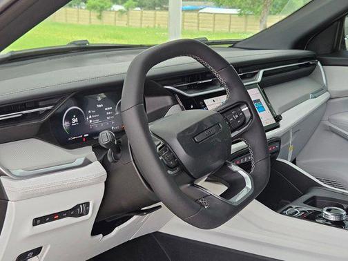 Bright White Clearcoat 2026 Jeep Cherokee Laredo 4x4