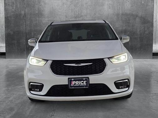 2022 Chrysler Pacifica Hybrid Limited