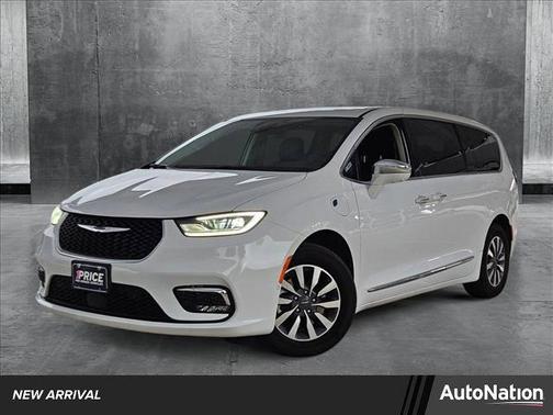 2022 Chrysler Pacifica Hybrid Limited