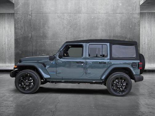 2025 Jeep Wrangler 4xe Sahara