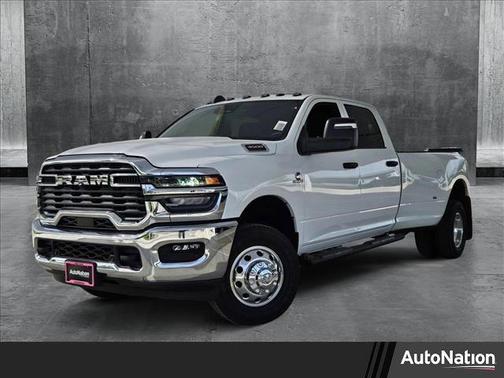 2025 RAM 3500 Tradesman Crew Cab 4x4 8' Box