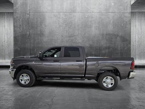 2025 RAM 2500 Tradesman Crew Cab 4x4 6'4' Box