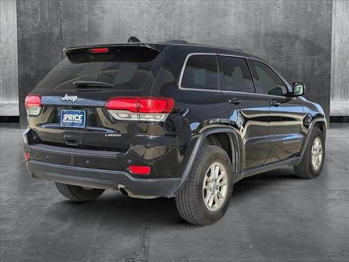 2020 Jeep Grand Cherokee Laredo