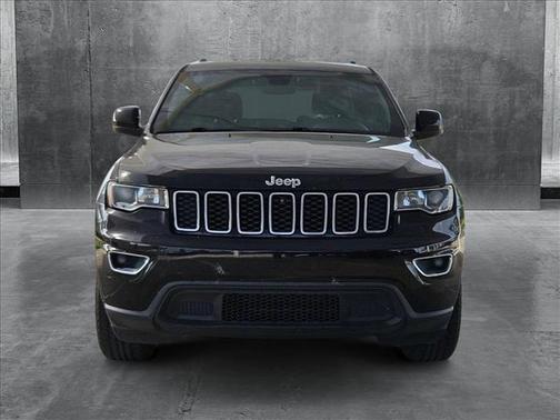 2020 Jeep Grand Cherokee Laredo