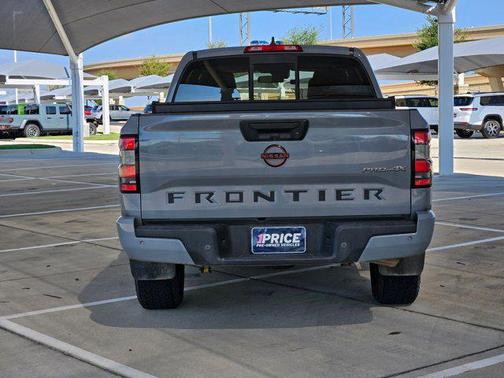 2022 Nissan Frontier PRO-4X