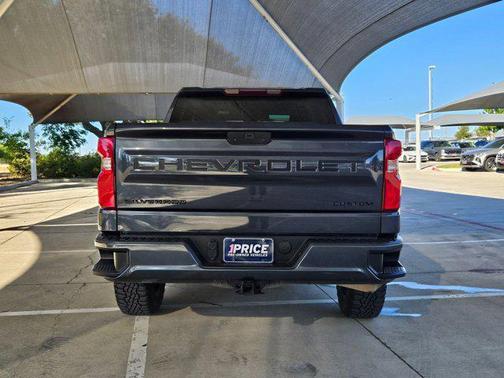 2021 Chevrolet Silverado 1500 Custom
