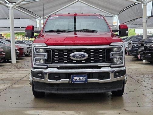 Rapid Red Metallic Tinted Clearcoat 2023 Ford F-350 Lariat