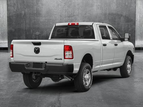 2025 RAM 2500 Tradesman Crew Cab 4x4 6'4' Box