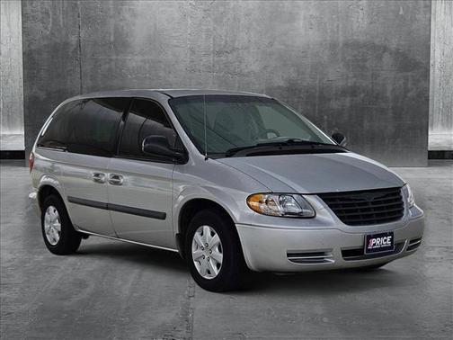 2006 Chrysler Town & Country Base