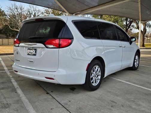 2018 Chrysler Pacifica LX