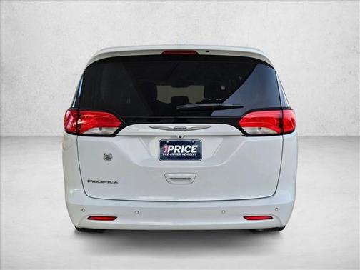 2018 Chrysler Pacifica LX