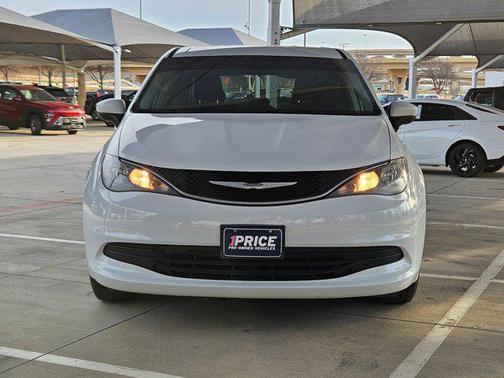 2018 Chrysler Pacifica LX