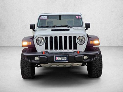 Bright White Clearcoat 2023 Jeep Gladiator Mojave 4x4