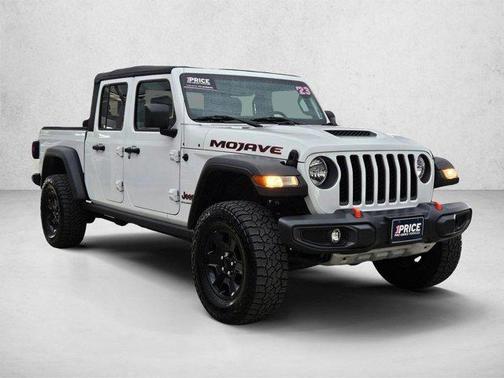 Bright White Clearcoat 2023 Jeep Gladiator Mojave 4x4
