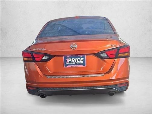 2021 Nissan Altima SR FWD