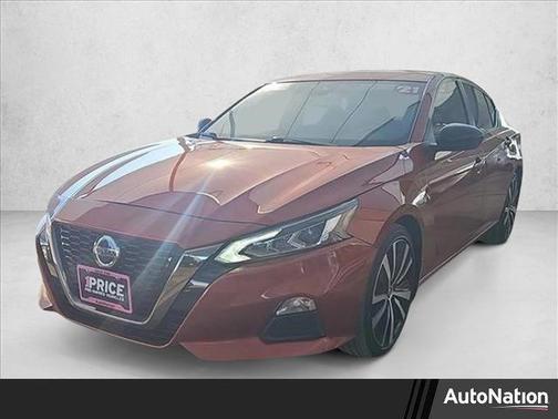 2021 Nissan Altima SR FWD