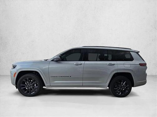 Silver Zynith 2026 Jeep Grand Cherokee L Limited