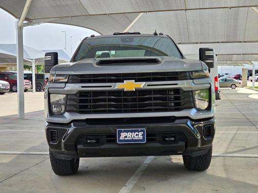 2024 Chevrolet Silverado 2500 Custom