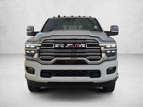 2025 RAM 3500 Laramie Crew Cab 4x4 8' Box