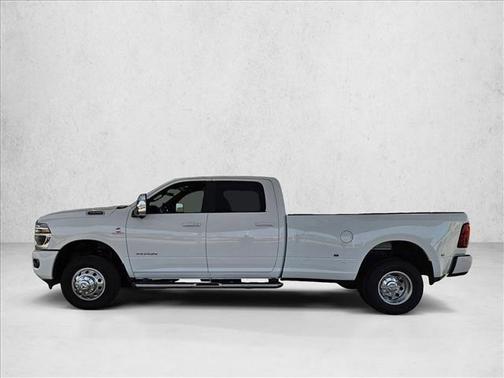 2025 RAM 3500 Laramie Crew Cab 4x4 8' Box