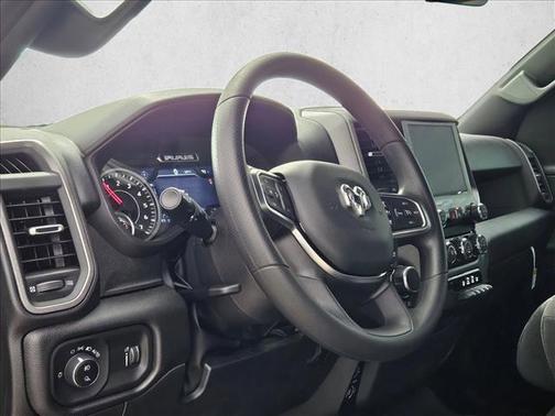 Diamond Black Crystal Pearlcoat 2026 RAM 1500 Warlock Crew Cab 4x4 5'7' Box