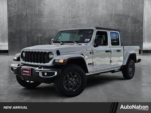 2025 Jeep Gladiator Sport S