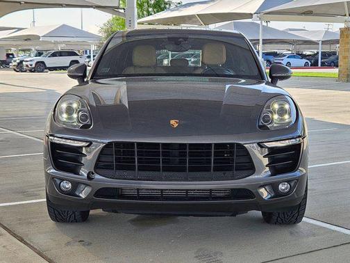 2018 Porsche Macan Base