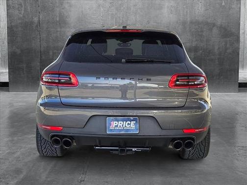 2018 Porsche Macan Base