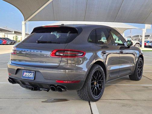 2018 Porsche Macan Base