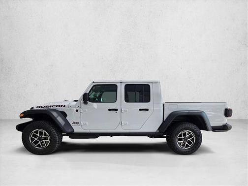 Bright White Clearcoat 2026 Jeep Gladiator Rubicon