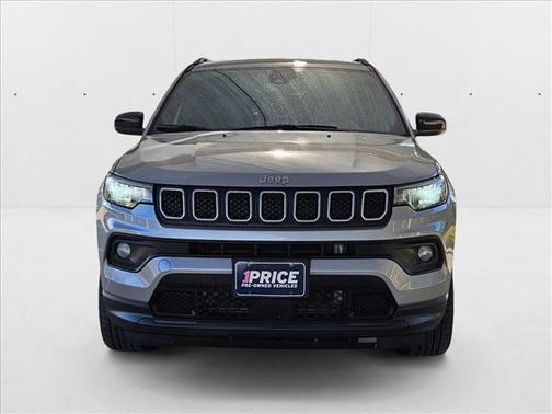 2023 Jeep Compass Latitude Lux
