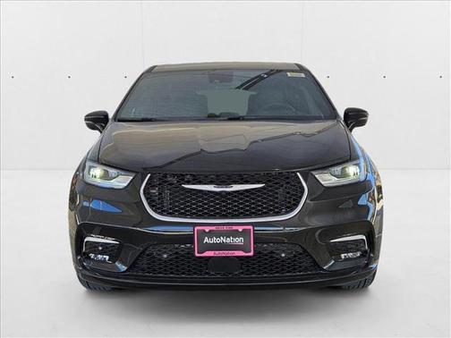 2025 Chrysler Pacifica Hybrid Select