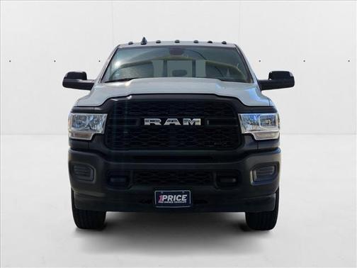 2022 RAM 3500 Tradesman Crew Cab 4x4 6'4' Box