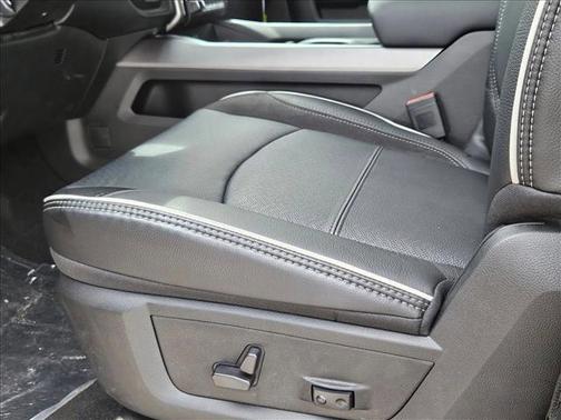 Flame Red Clearcoat 2026 RAM 2500 Laramie Crew Cab 4x4 6'4' Box