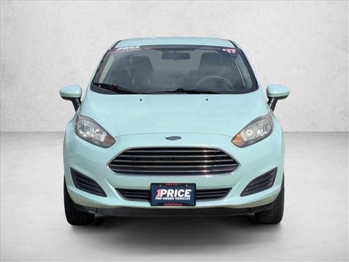 Ruby Red Metallic Tinted Clearcoat 2017 Ford Fiesta SE