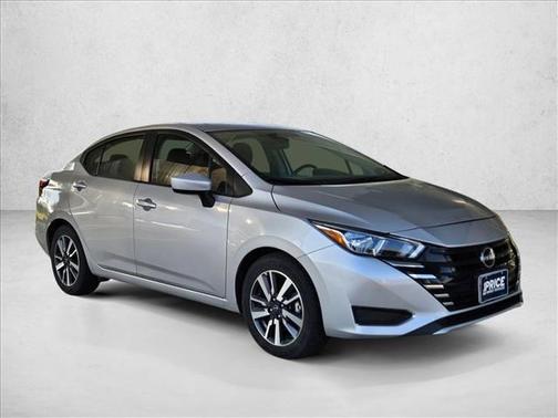 Brilliant Silver Metallic 2024 Nissan Versa 1.6 SV