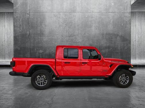 2024 Jeep Gladiator Mojave X