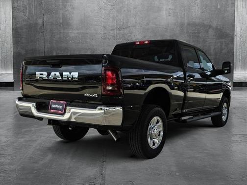 2025 RAM 2500 Tradesman Crew Cab 4x4 6'4' Box