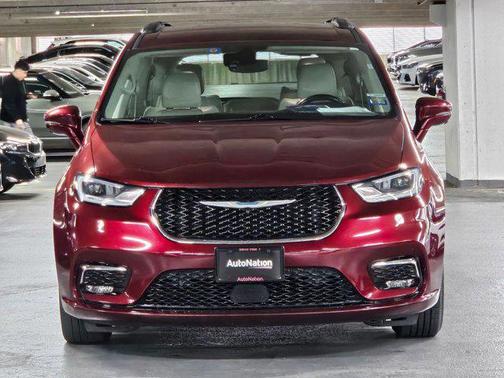 2021 Chrysler Pacifica Hybrid Touring L