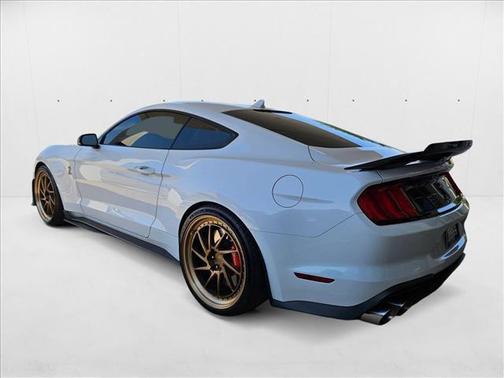 2021 Ford Shelby GT500 Base