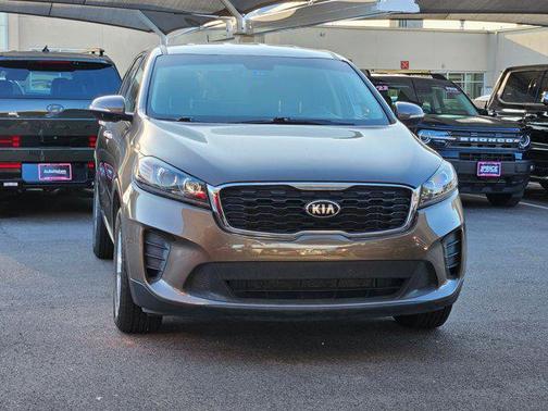 2020 Kia Sorento LX