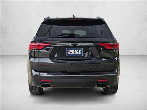 Mosaic Black Metallic 2023 Chevrolet Traverse Premier