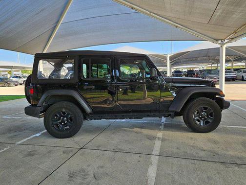 2022 Jeep Wrangler Unlimited Sport
